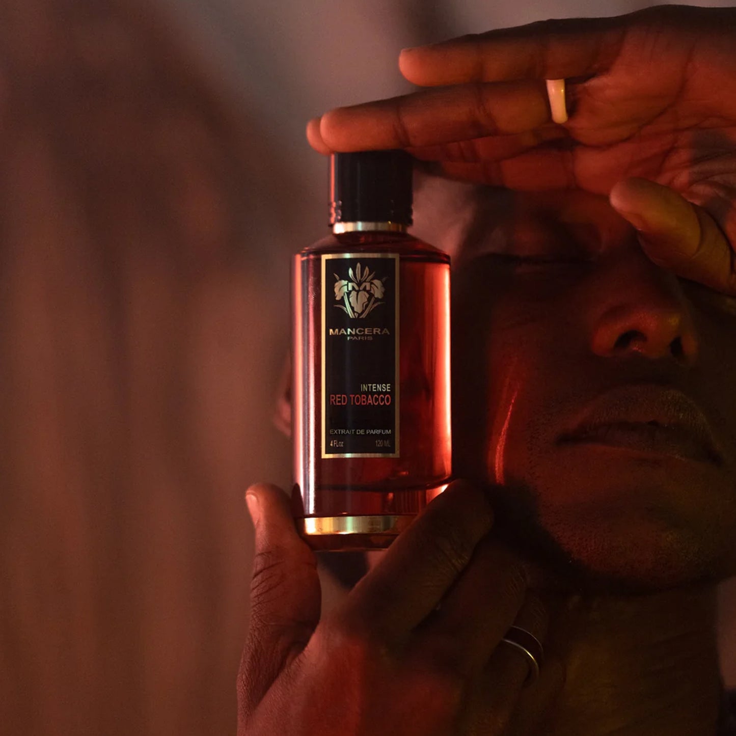 Red Tobacco Intense Mancera for women and men